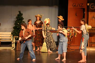 Hee Haw Hayride