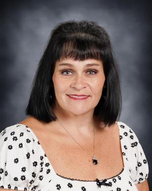 Image of Mandi Lewis